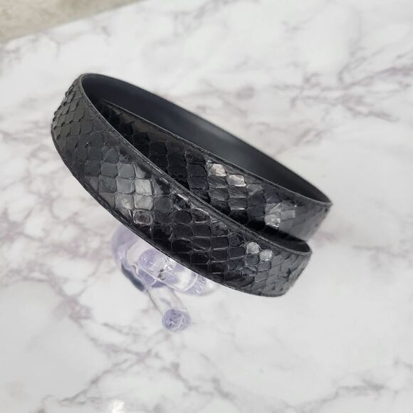 Leather Shop Black Snakeskin Snake Animal Print with Gold Toned Buckle - Picture 3 of 15